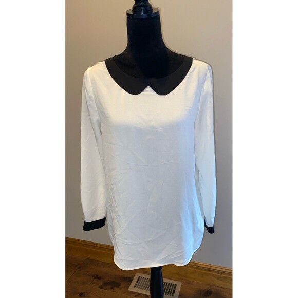 The Limited Blouse Sz Medium Long Sleeve Contrasting Black Peter Pan Collar Top - Picture 1 of 11